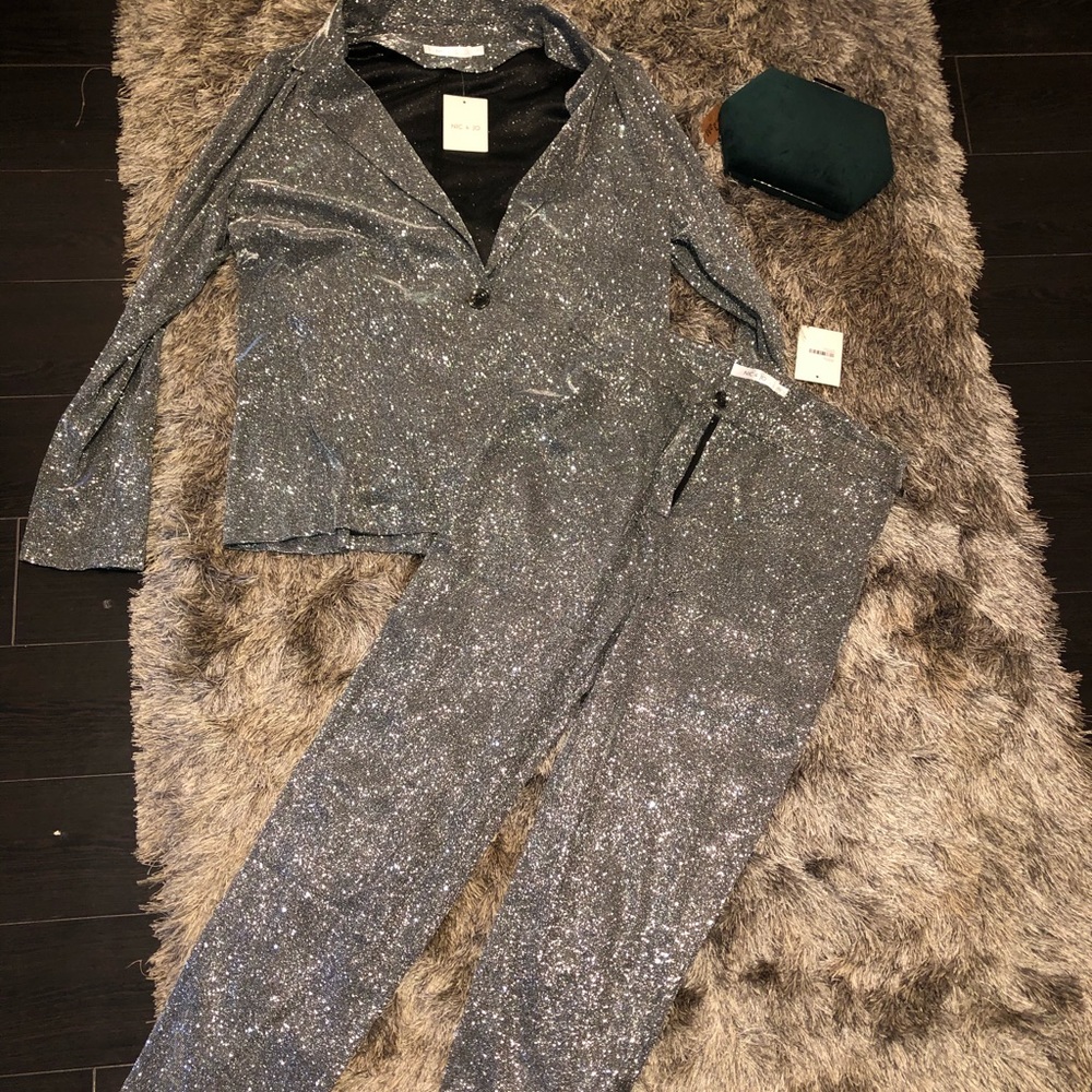 ✨ GLITTER SILVER METALLIC SUIT NIC & JO NWT JR LG
